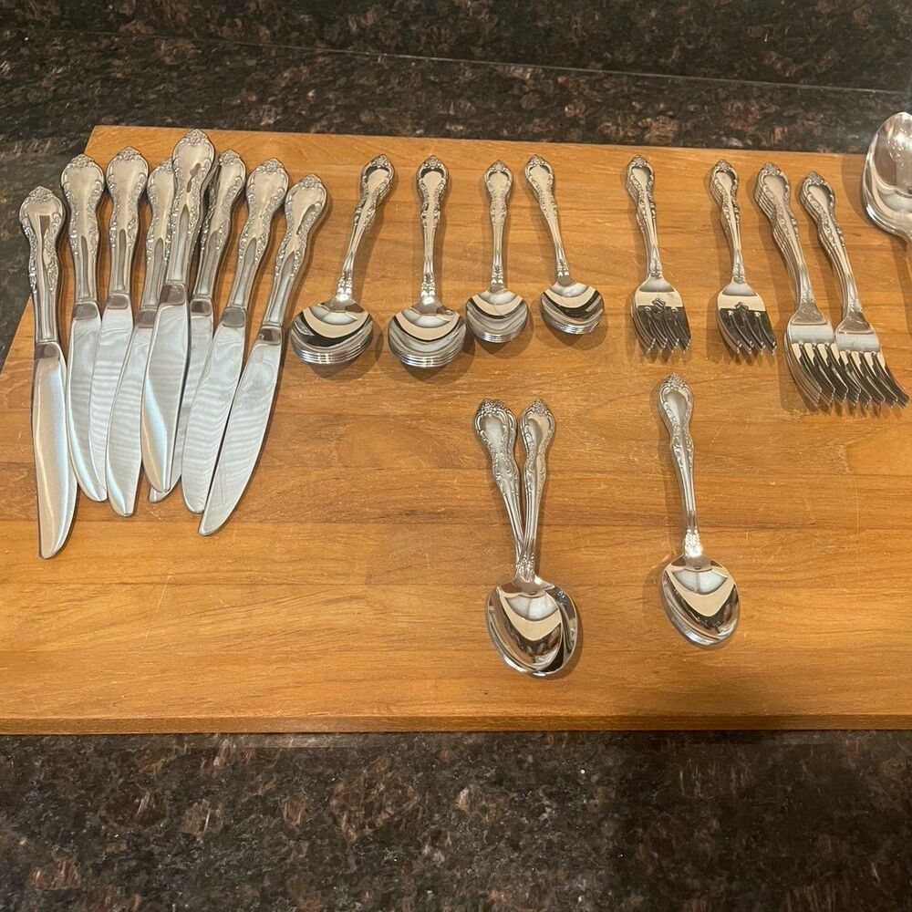 Oneida "Bourbon" Stainless Steel Flatware -
50-Piece Set